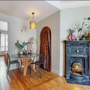 Apartement Chic Pure Parisian In Incredible Area Paris